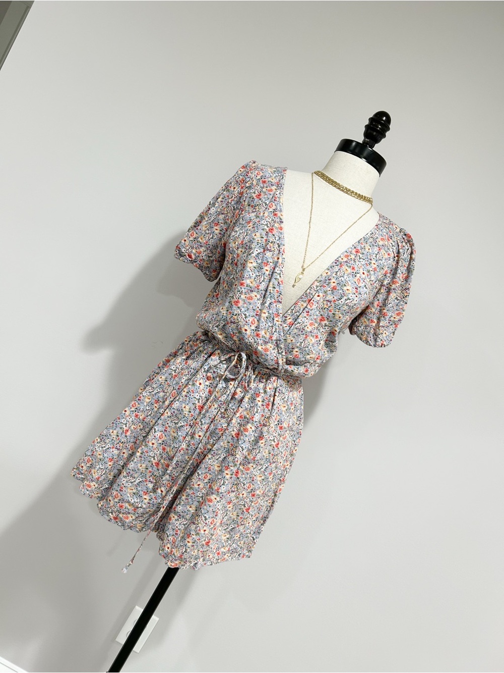 American Eagle Outfitters Floral Tie-Waist Romper - Pink Multi